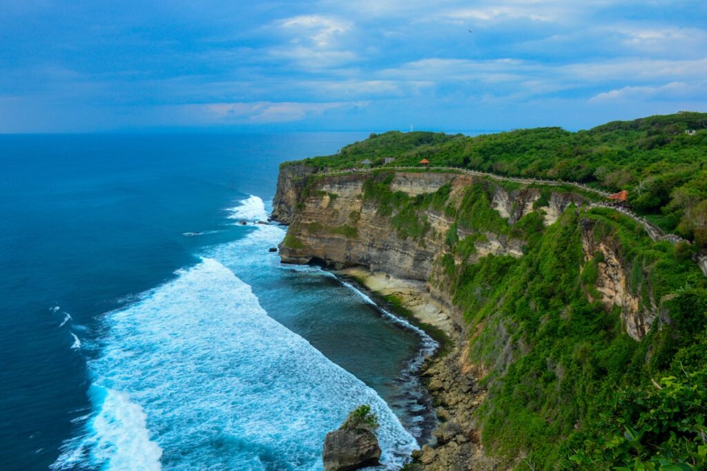 Бали в декабре 2023: Климат, погода и советы для туристов